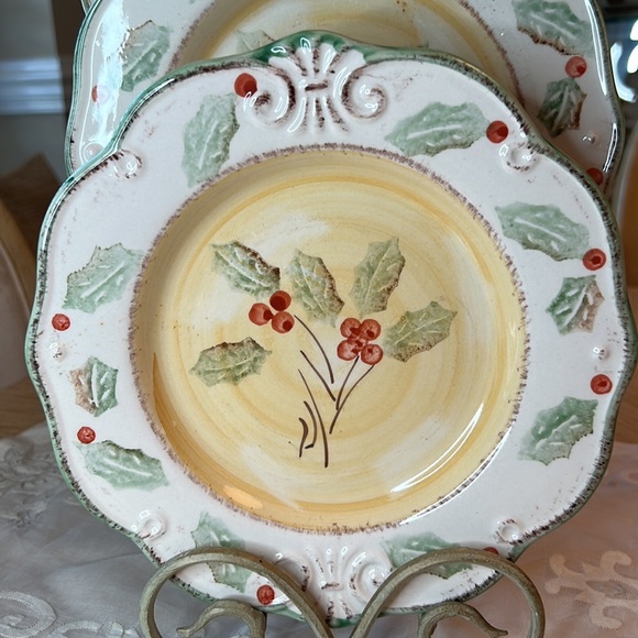 Royal Norfolk Holly Berry Plate (4)